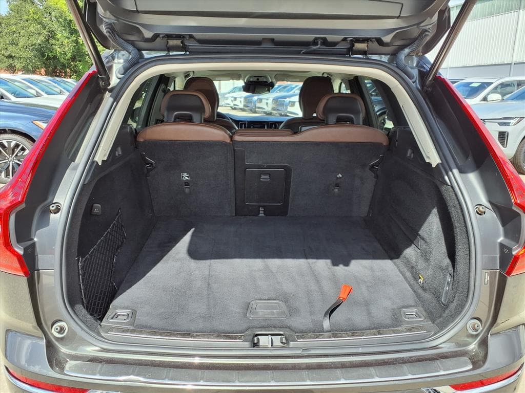 2019 Volvo XC60 thumbnail 18