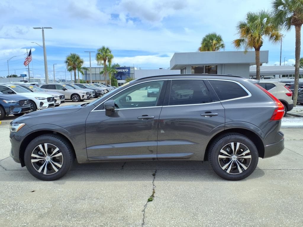 2023 Volvo XC60 thumbnail 4