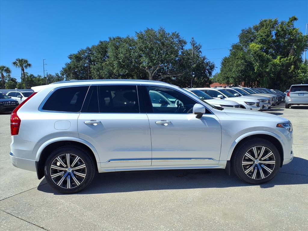 2022 Volvo XC90 Recharge thumbnail 8