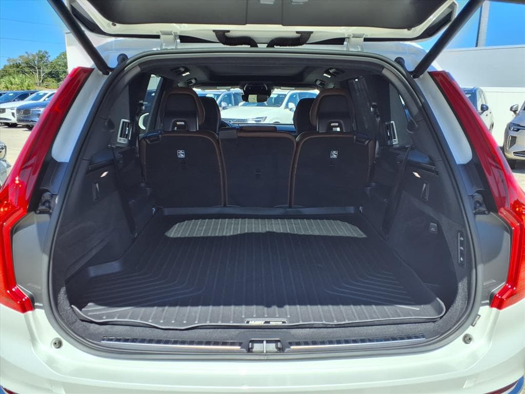 2022 Volvo XC90 Recharge thumbnail 18