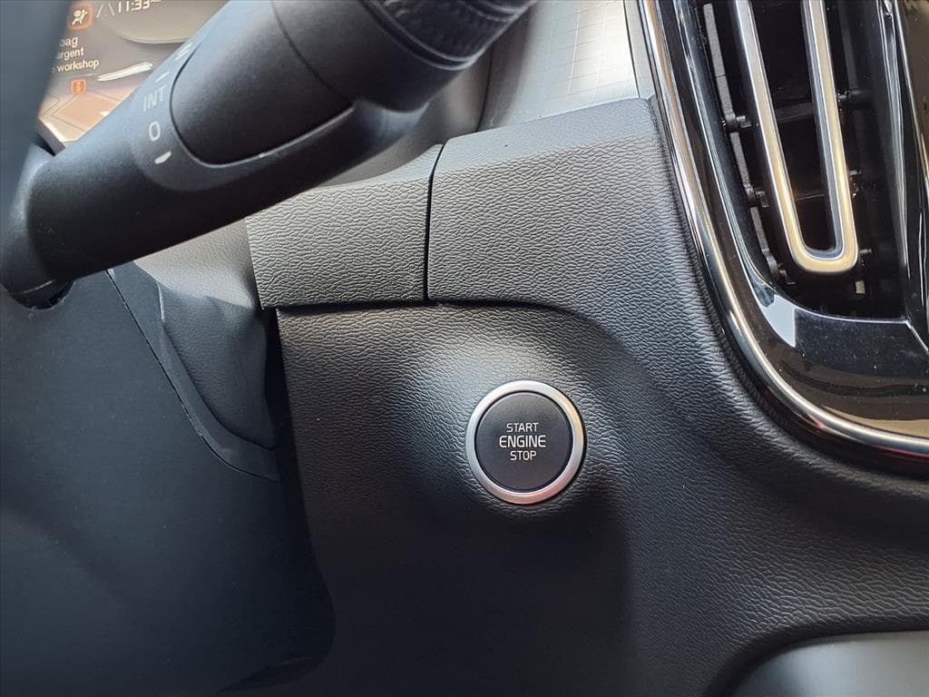 2021 Volvo XC40 thumbnail 27