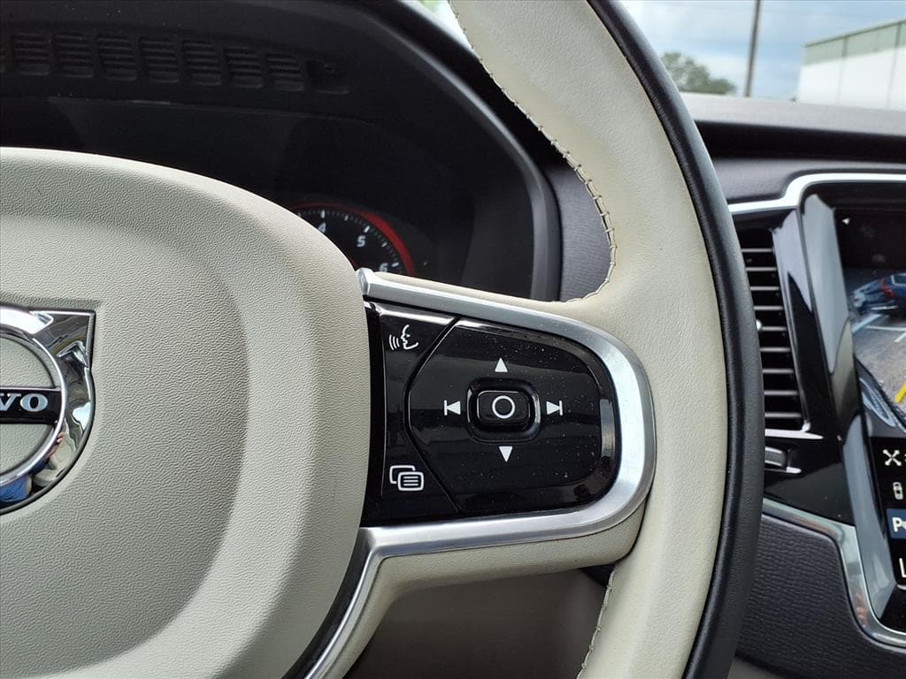 2022 Volvo XC90 thumbnail 28