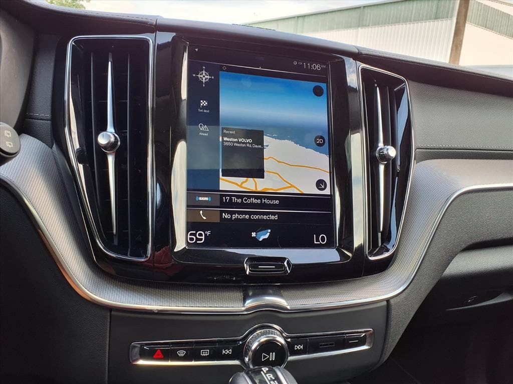 2019 Volvo XC60 thumbnail 26