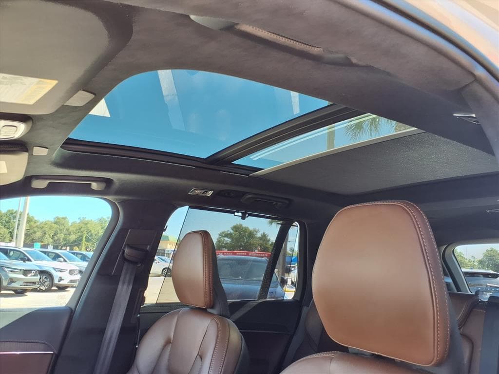 2022 Volvo XC90 Recharge thumbnail 24